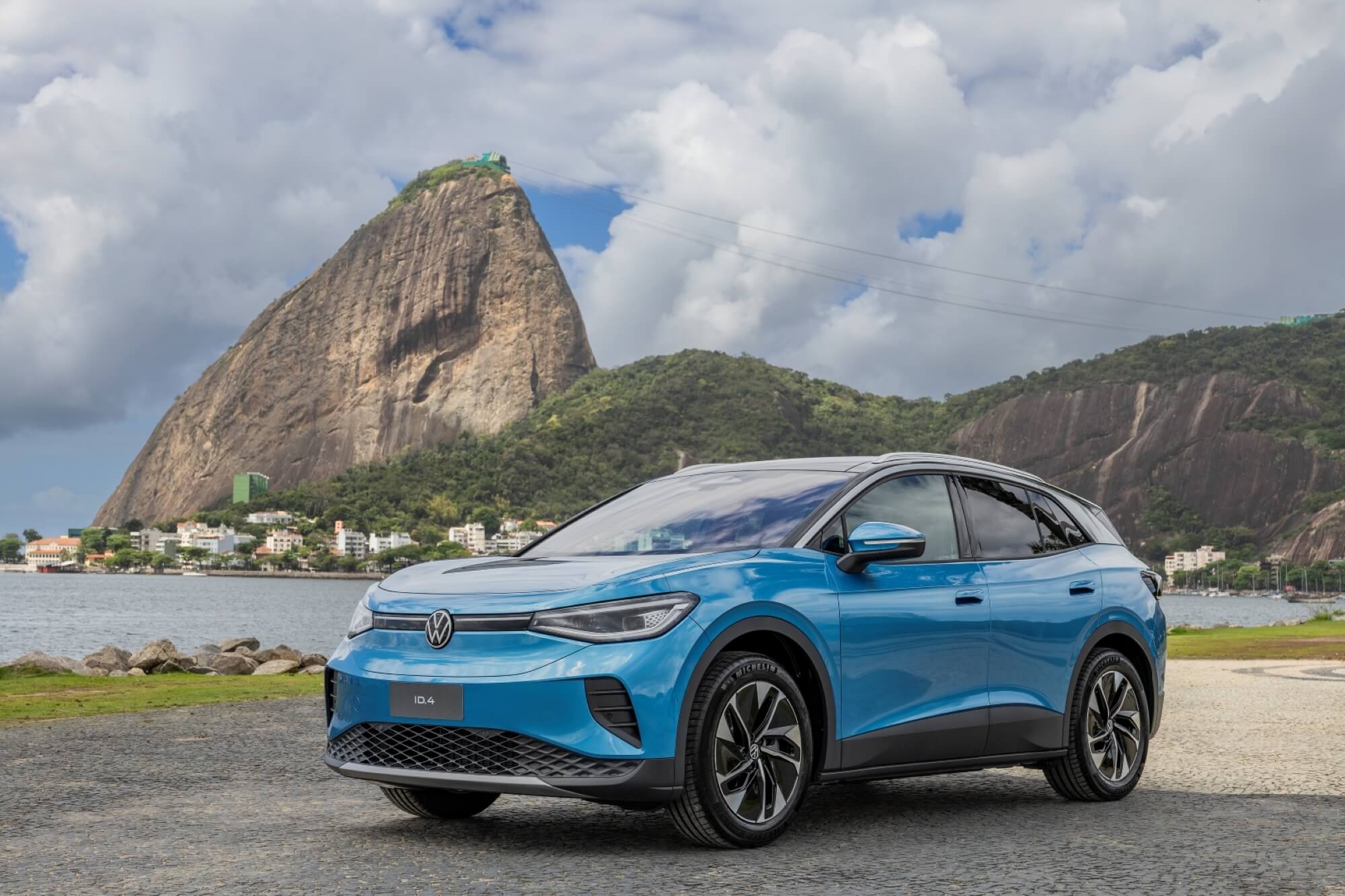 VW estreia seu primeiro elétrico no Brasil 