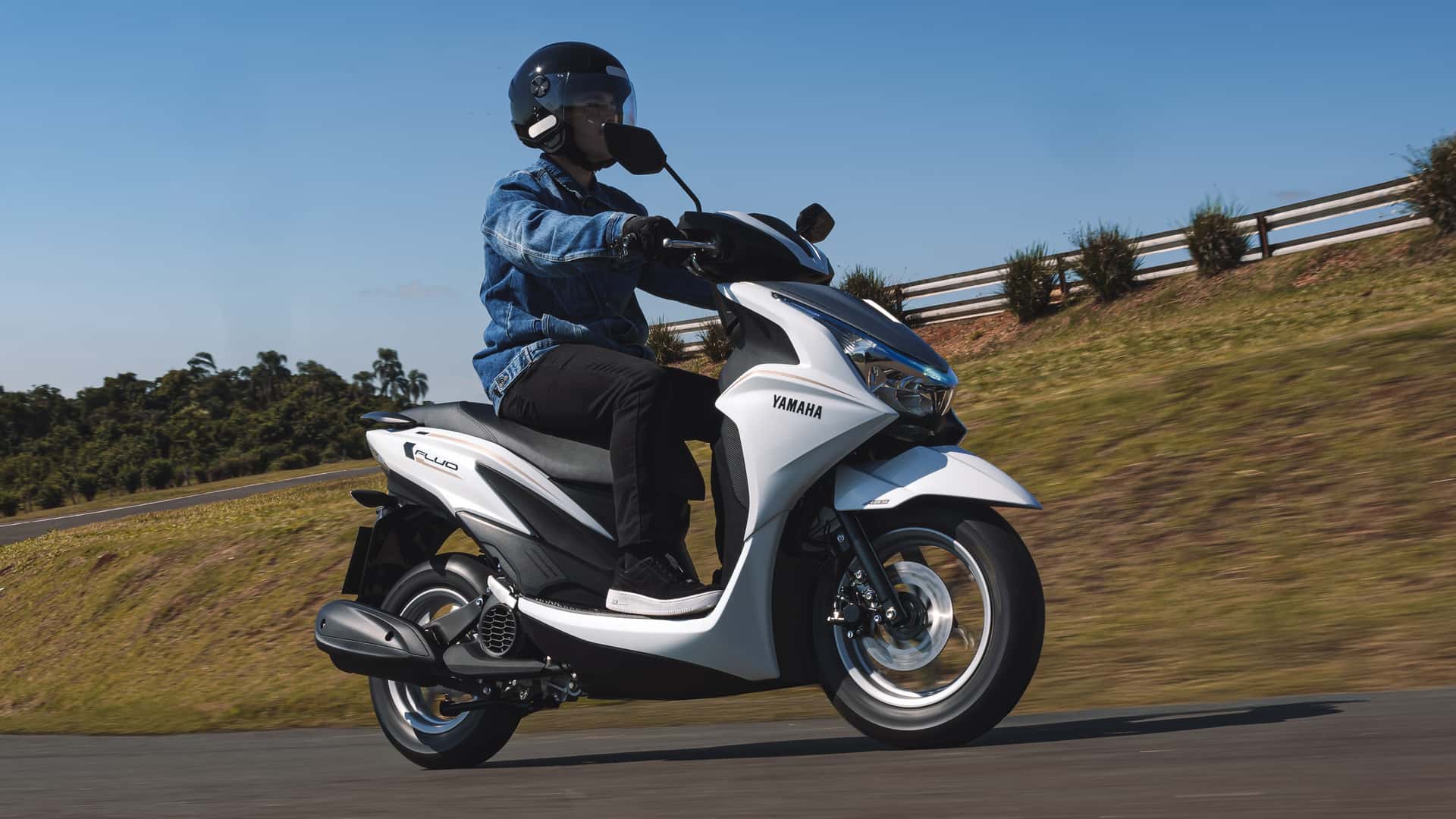 Yamaha Fluo é a primeira moto híbrida do Brasil