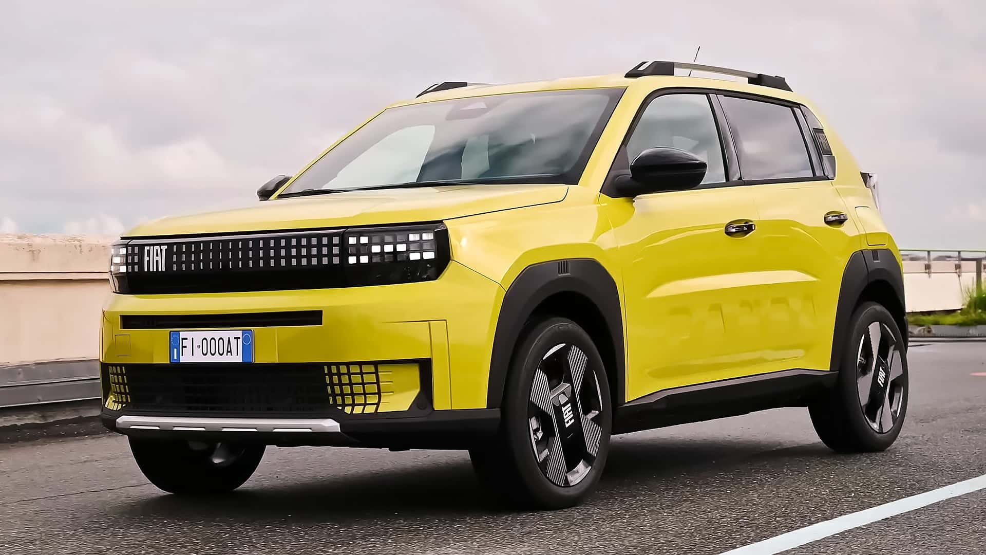 Fiat mais barato do mercado já está no Brasil para testes 
