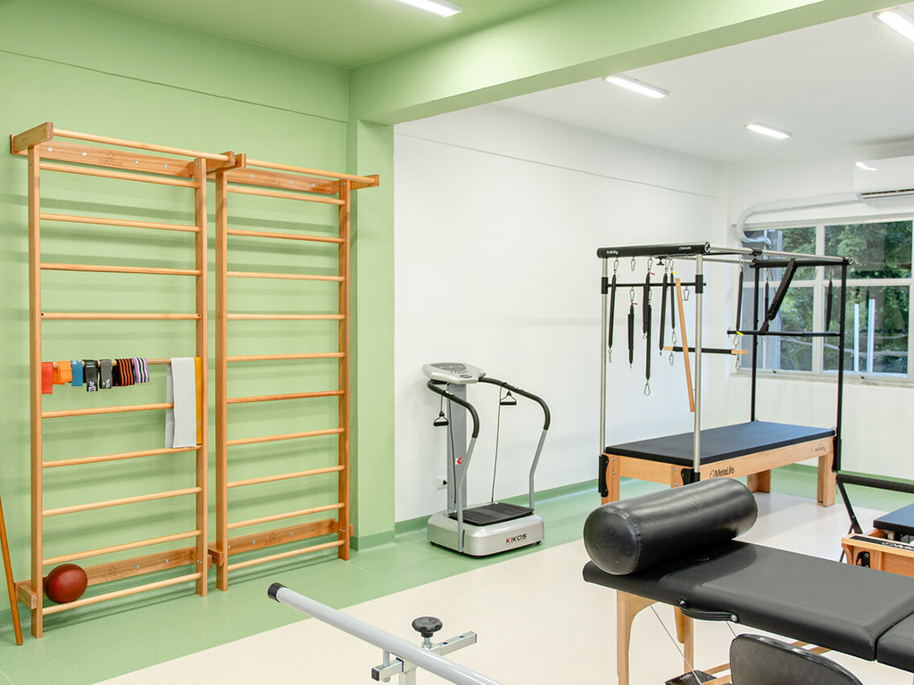 Univali inaugura nova clínica de fisioterapia